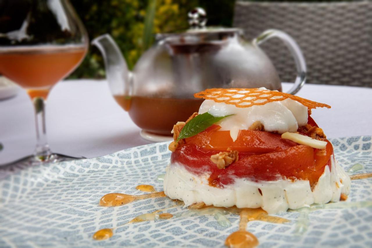 Logis Hotel La Breche - Restaurant Berthelot Amboise Zewnętrze zdjęcie