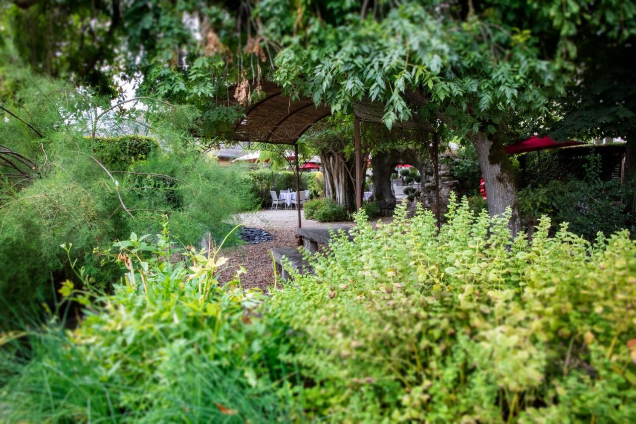 Logis Hotel La Breche - Restaurant Berthelot Amboise Zewnętrze zdjęcie