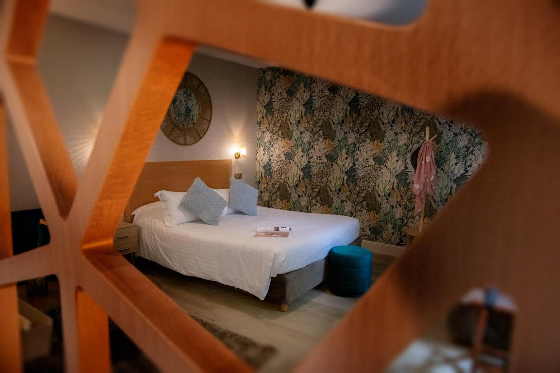 Logis Hotel La Breche - Restaurant Berthelot Amboise Zewnętrze zdjęcie