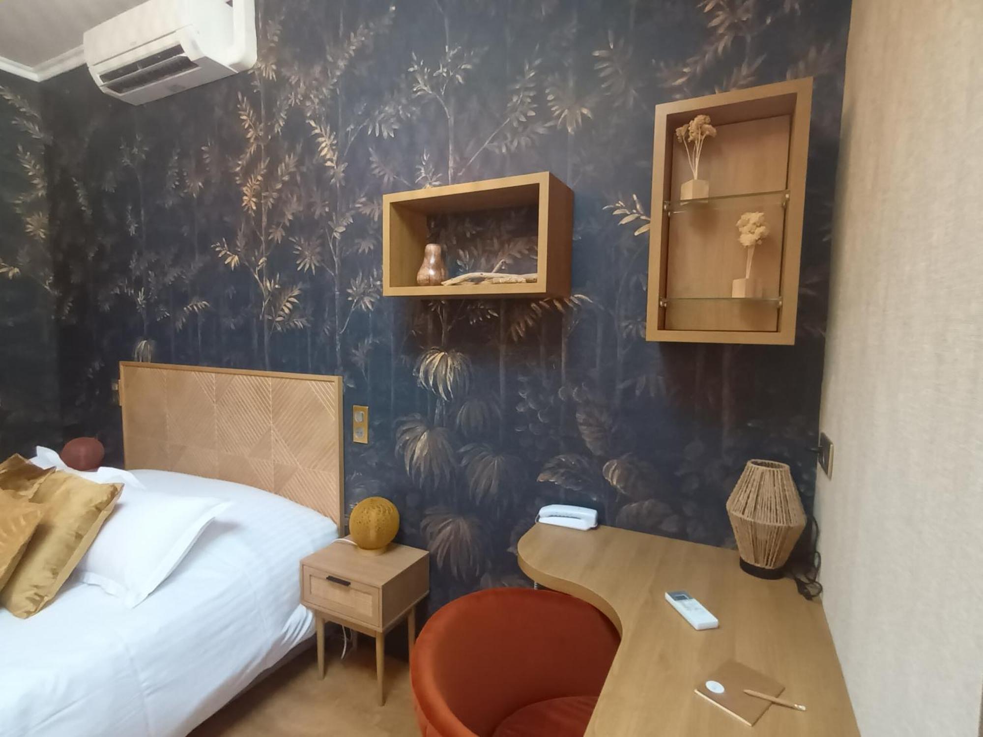 Logis Hotel La Breche - Restaurant Berthelot Amboise Zewnętrze zdjęcie