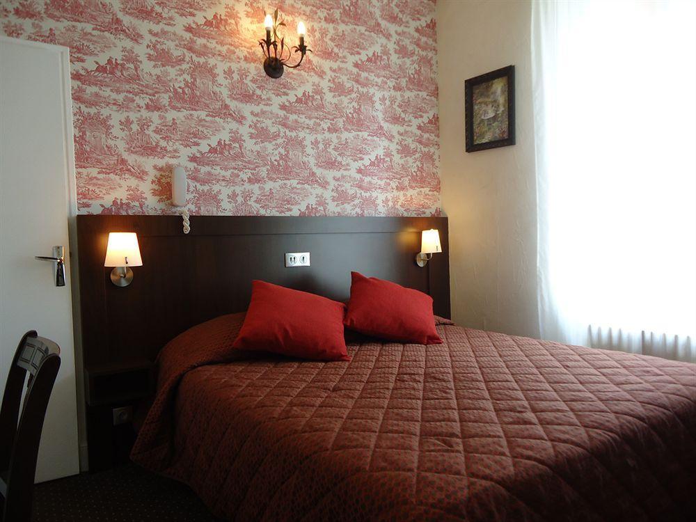 Logis Hotel La Breche - Restaurant Berthelot Amboise Zewnętrze zdjęcie