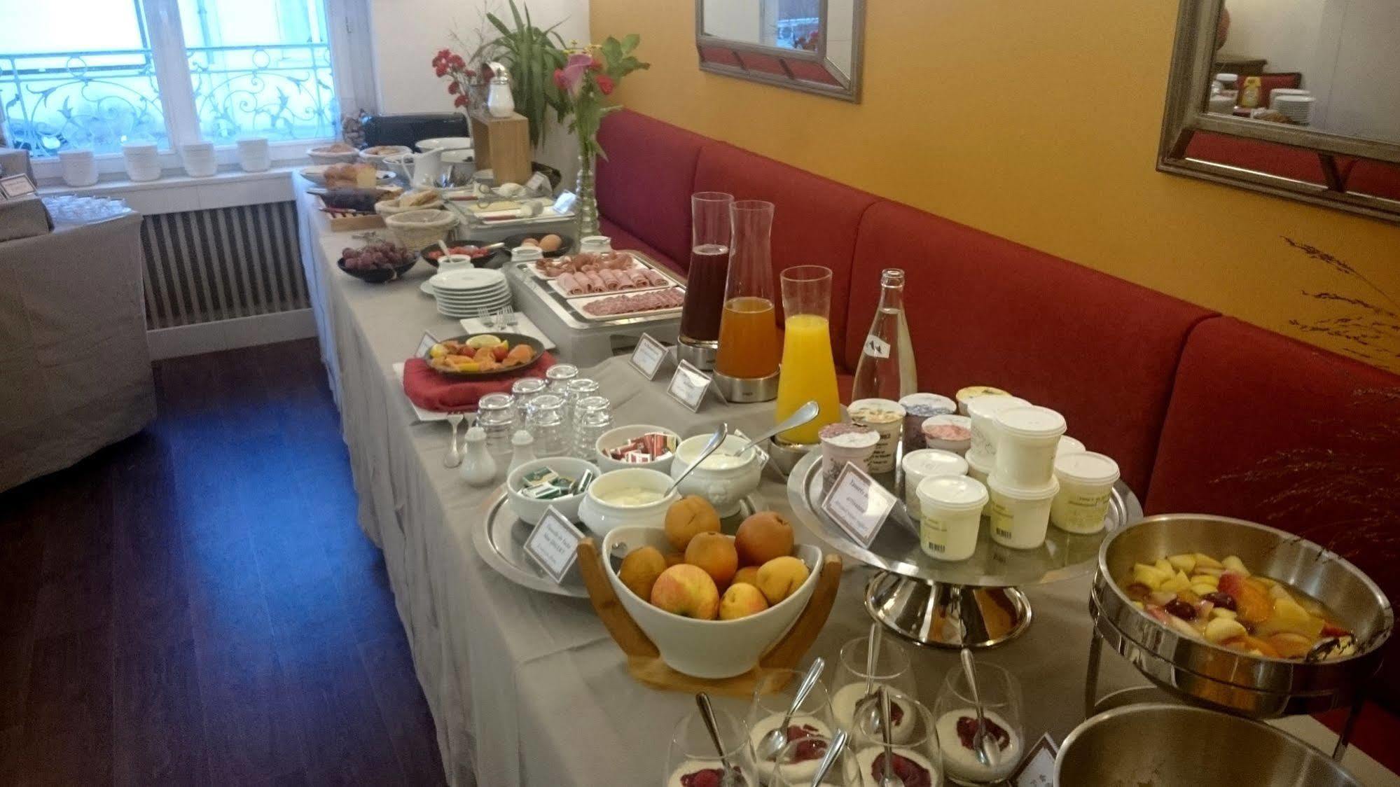 Logis Hotel La Breche - Restaurant Berthelot Amboise Zewnętrze zdjęcie